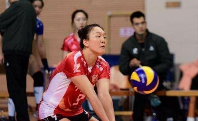 张常宁■张常宁喜获最佳对角，暴力主攻现身江苏女排，联赛冠军有戏！