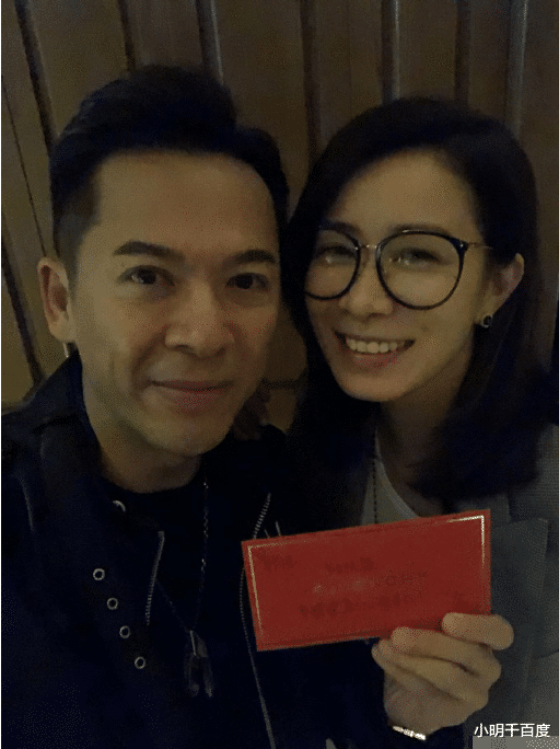 『陈浩民』22年前的通臂猿猴是“整容”了?56岁晒与周芷若合照,秒杀陈浩民