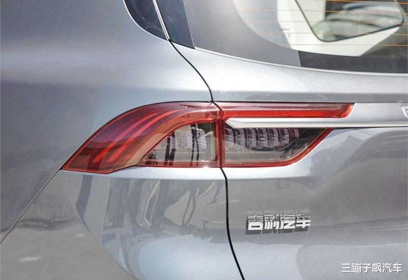 吉利汽车|吉利又火了!新车7天卖出2372台,空间超汉兰达,配1.8T仅10万!