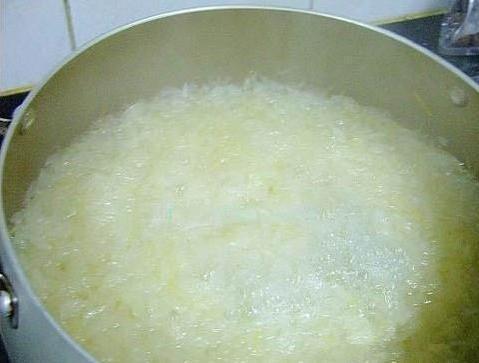 |咳嗽再难搞，用它煮水，下肚止咳，化痰飞快！大人小孩都能用