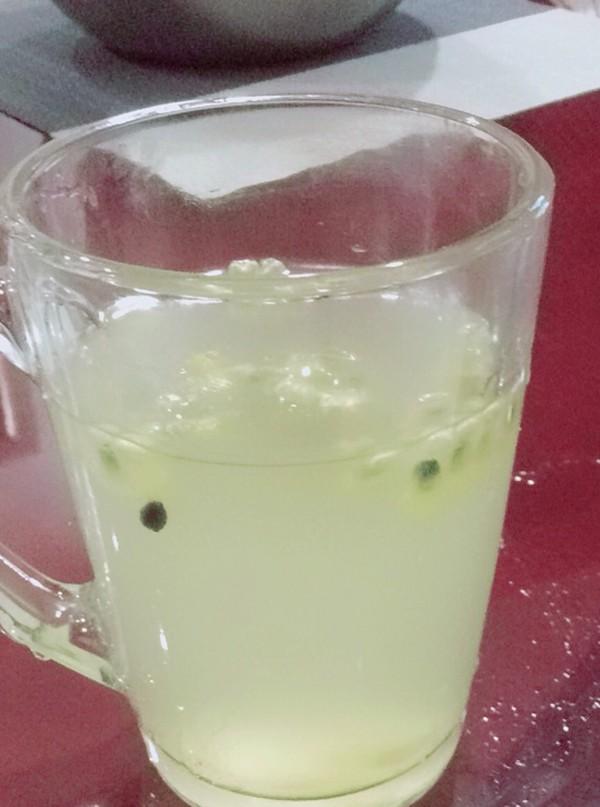 柠檬：此物和柠檬一起吃，胜过慢跑2小时，隔天排出黑宿便，大肚腩消失