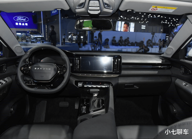 奥德赛|新宝骏推出最美旅行车，标配10.25英寸大屏+OTA升级，7.28万起