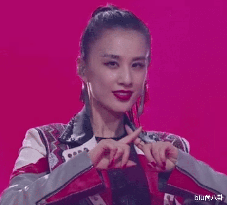 黄圣依|身材比例有多重要?当张雨绮和黄圣依同框,腿细但比例却一言难尽