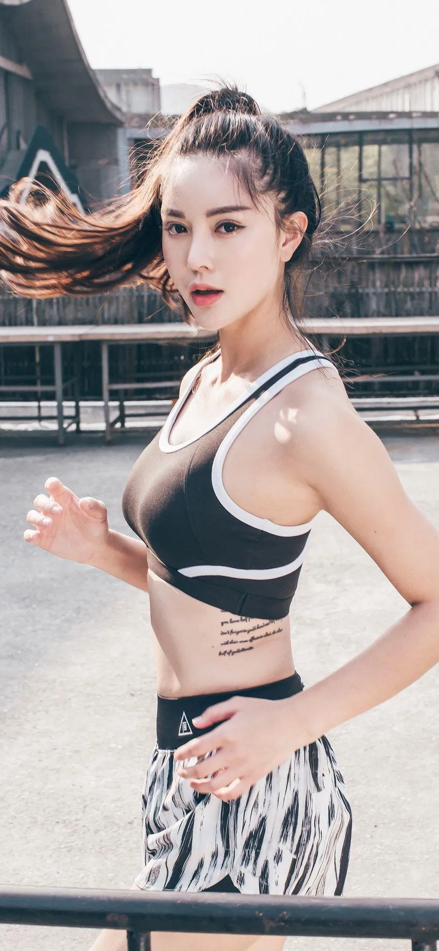 记摄人间|手机壁纸美图 | 别认输，天黑过后就是日出