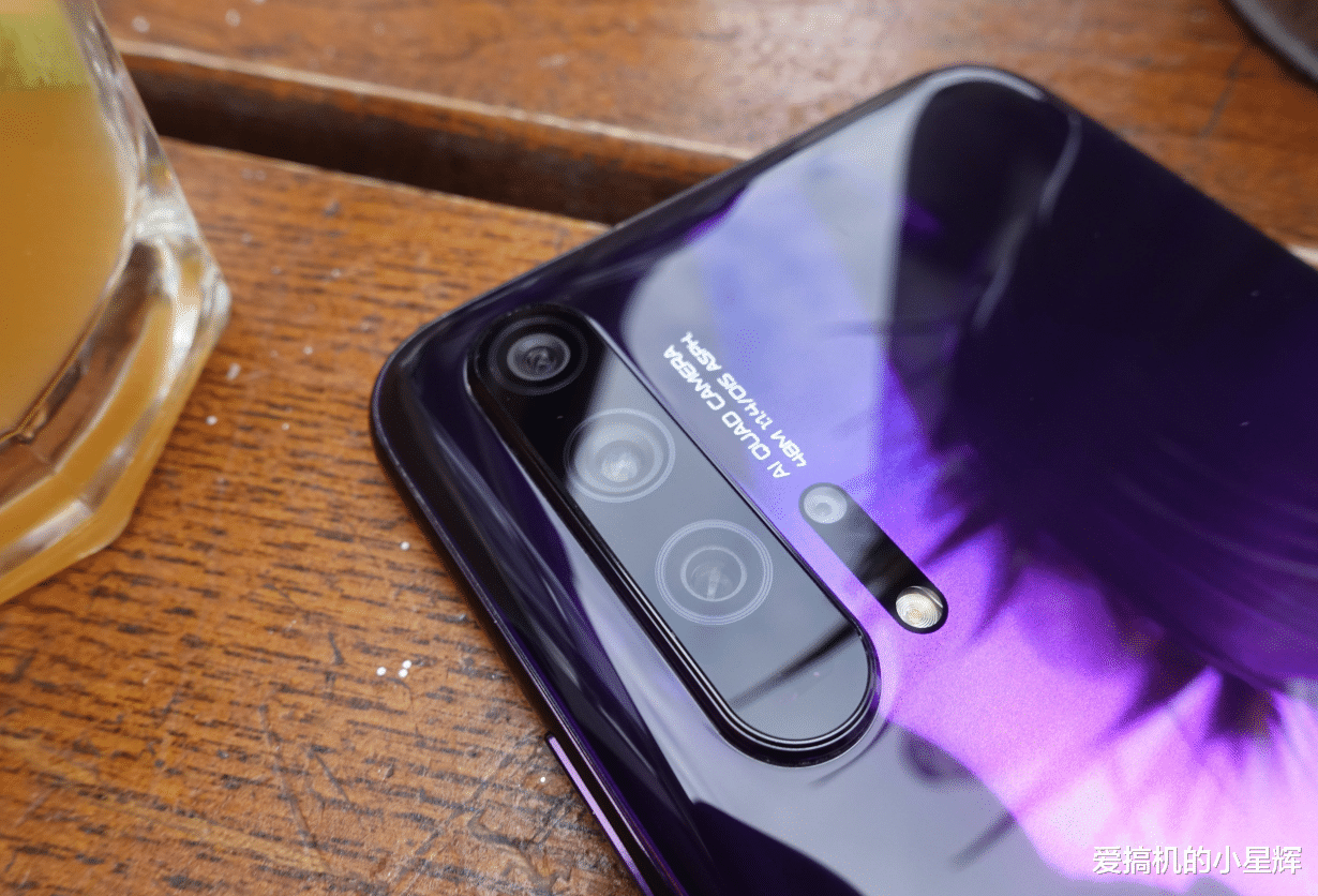 李一男|从3199到1999，顶级华为变身“价格屠夫”，顶级拍照+128GB