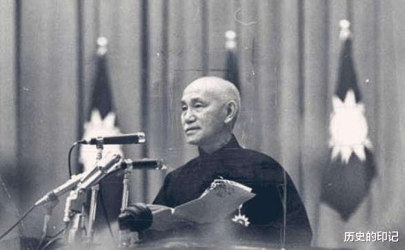 蒋介石|十大元帅中，蒋介石为何说：唯独他称得上是元帅，其他只能算将领