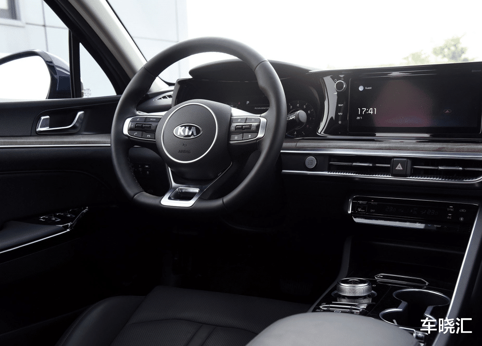 「本田雅阁」这才是年轻人的最爱，回头率不输奥迪A7，售价却比雅阁还厚道