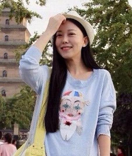 |90后“女神班主任”火了,全班高考成绩仅一人没过600分,怎么做到的?