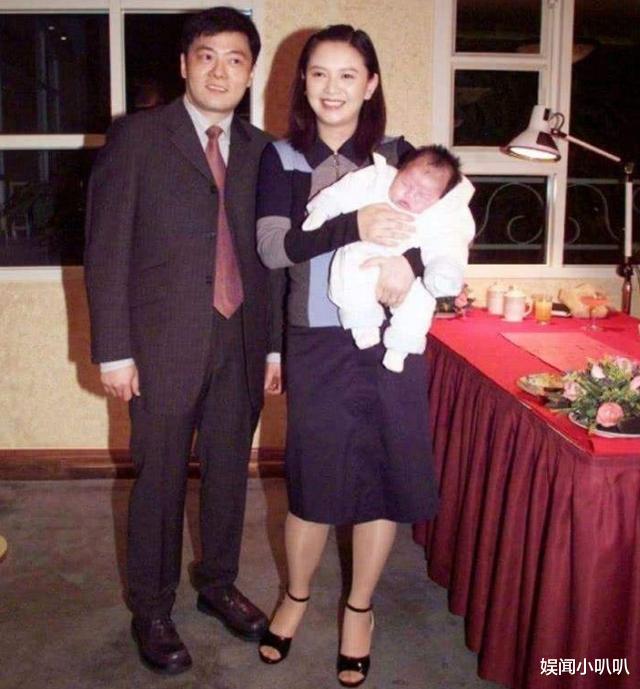 曾华倩|与梁朝伟同居6年分手，独自把儿子抚养成人，如今儿子是她的骄傲