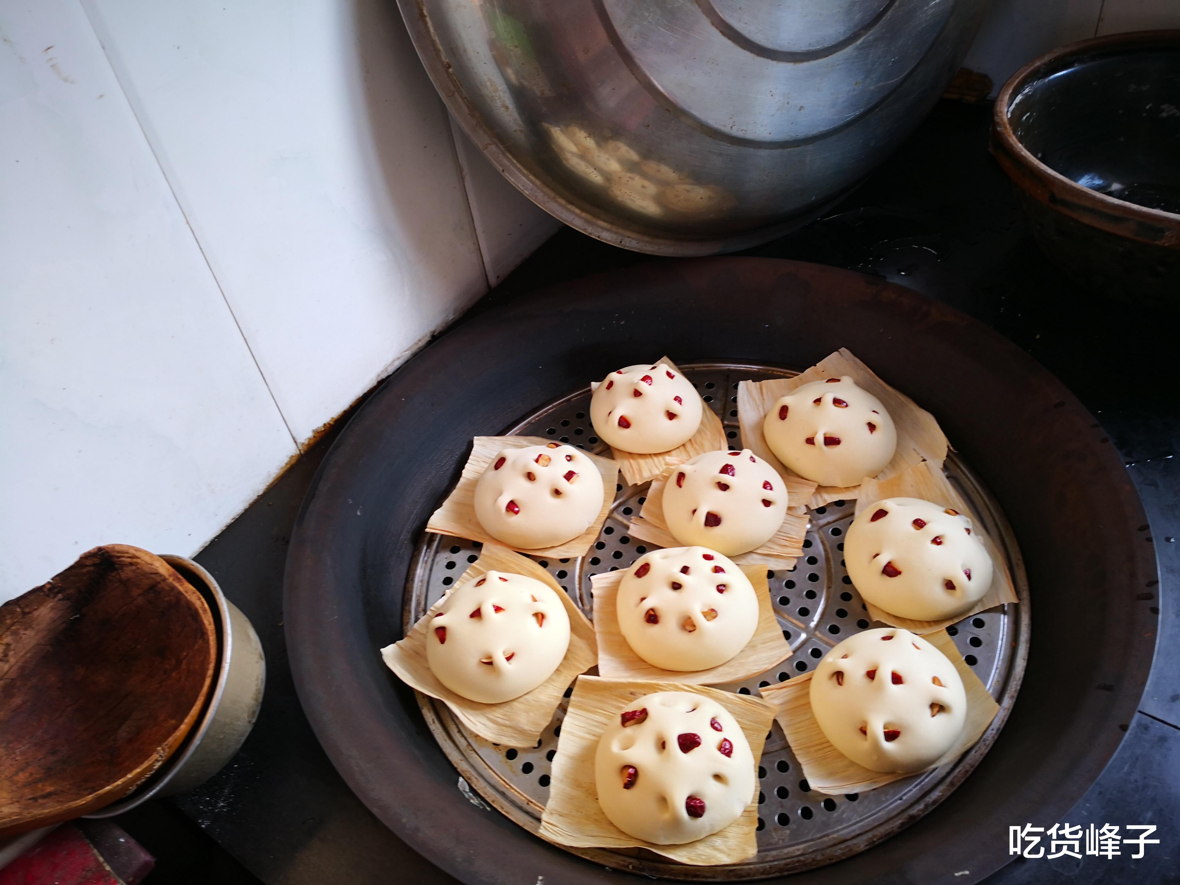 馒头|天冷发面时，最忌直接放酵母，记住这1点，快速发满一大盆