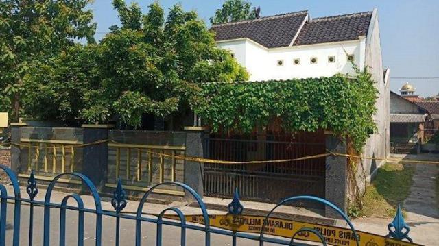 睹图|一家4口在新房里被害,最小的孩子6岁,房子刚装修很豪华