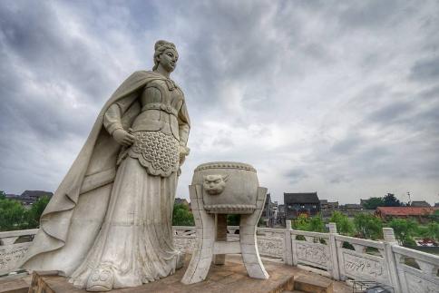 梁红玉|出身官妓的女将，与丈夫率8000人围困10万敌军48天，逼疯完颜宗弼
