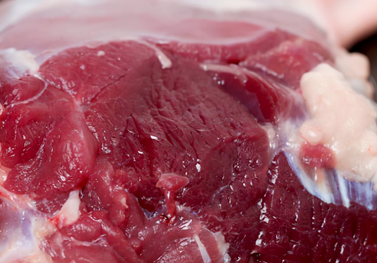 羊腿|买羊腿肉，挑前腿好还是后腿好？差距可大着呢，不懂别瞎买！