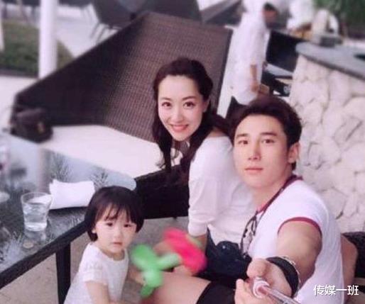 白冰|白冰的悲痛，影射出女明星群体里“依附派”的困境