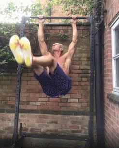 健身|63岁大爷8块腹肌，一身肌肉秒杀80%的年轻人，看完我输了