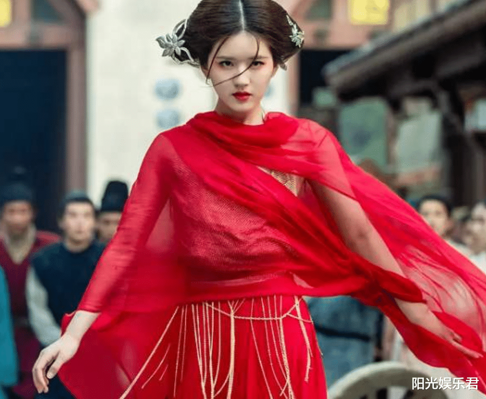 赵露思|赵露思资源有多好？明年五部新剧播出，男主一个个都是男神！