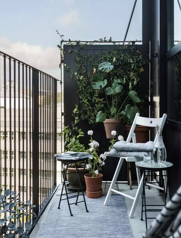 |阳台改成这样，朋友来了都不待客厅了！