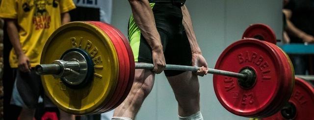 hiit@胸肌谁都有，你的却是“脂肪盖肌肉”，降低体脂率4招儿就可以