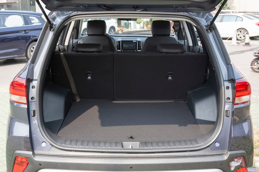 『新车』又跌2万！当年卖20万比途观火爆，现跌至10.3万，迟早取代CRV