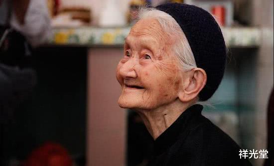 长寿■寿命长的女性,多有“1凸2翘”的特点,若你也是,值得恭喜