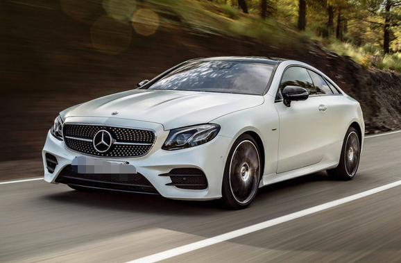 奔驰E级：30天卖出13900多辆，成30岁男人的标配，直降8.8万买到就是赚到