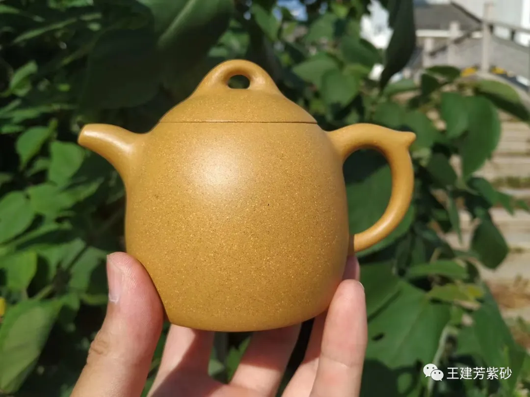 「」你的紫砂壶是化工壶吗？还是原矿紫砂壶？