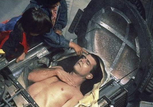 |那个将自己用液氮冰冻50年的美国富豪，如今醒过来了吗？出人意料