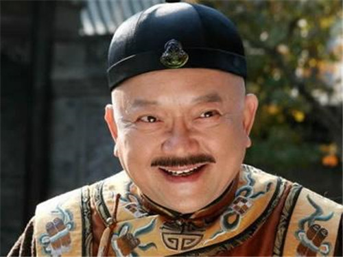 和珅|乾隆临终前留遗言，不能动和珅，嘉庆没听，15年后才明白父皇用心