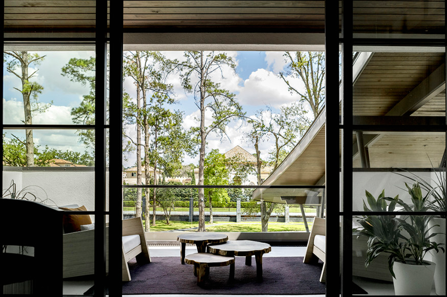 「北京市」哈登住1579平休斯敦豪宅，3层8卧7卫，网友：度假天堂