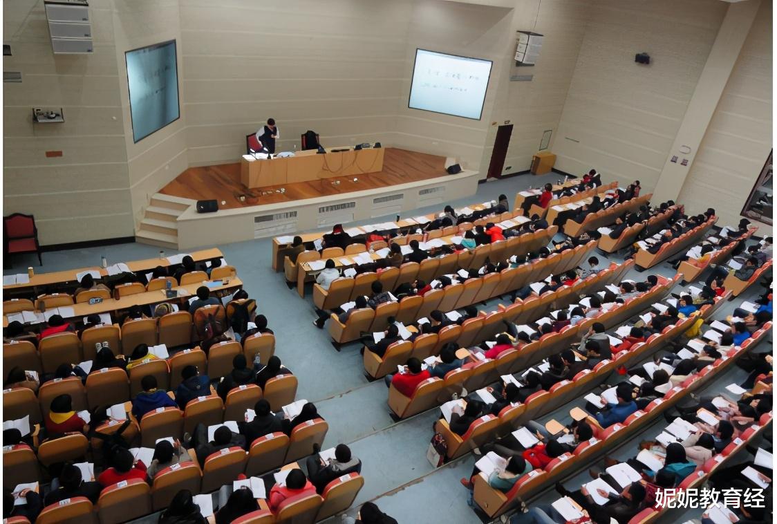 大学|大学被调剂到不喜欢的专业？不用急着复读，这3种途径也未尝不可