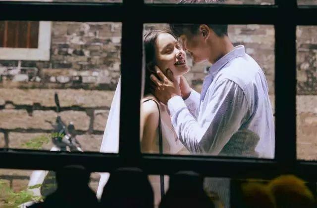 星座男|十二星座男这样宠你，说明把你当真爱了，摩羯很意外