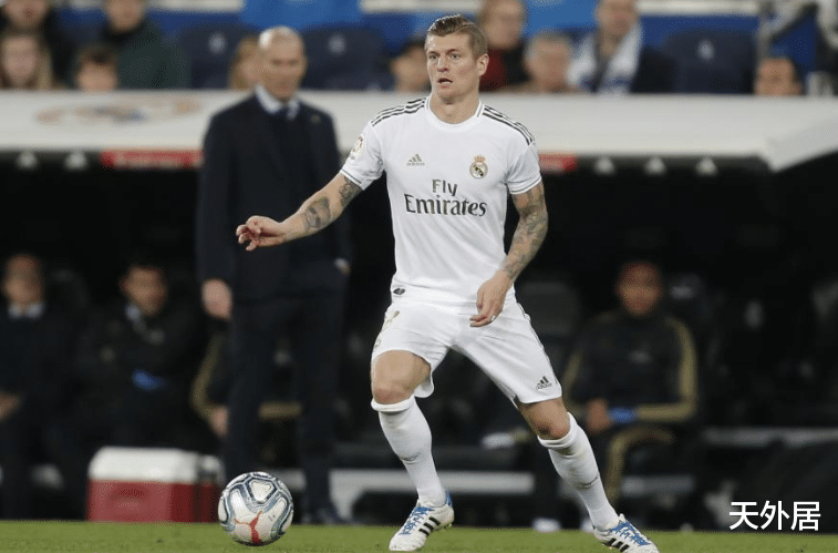 皇家马德里|皇马赚疯了！西媒盘点齐达内手下6大“便宜货”，巴萨好好学学