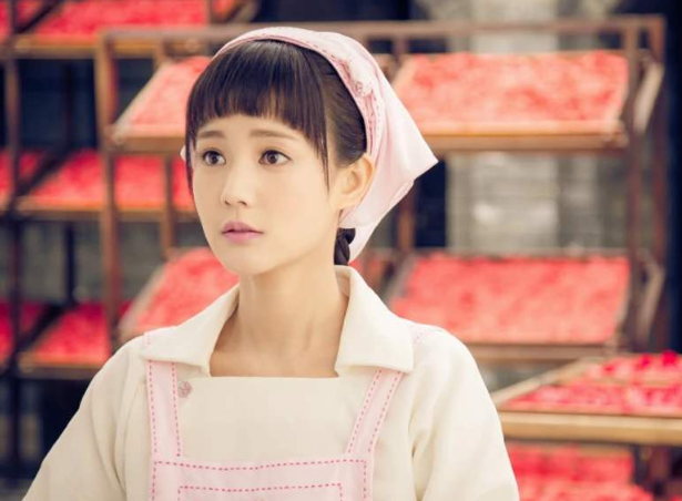 电视剧|扶不起的“阿斗”?出道3年担任9部剧女一号,网友:电视剧绝缘体