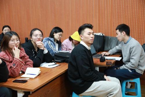 『考研』重点大学本科生真的不如普通大学研究生吗？答案很现实