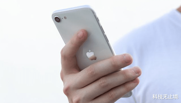 #苹果#发布一个月大降400元，A13+iOS13，最廉价苹果手机正式诞生！