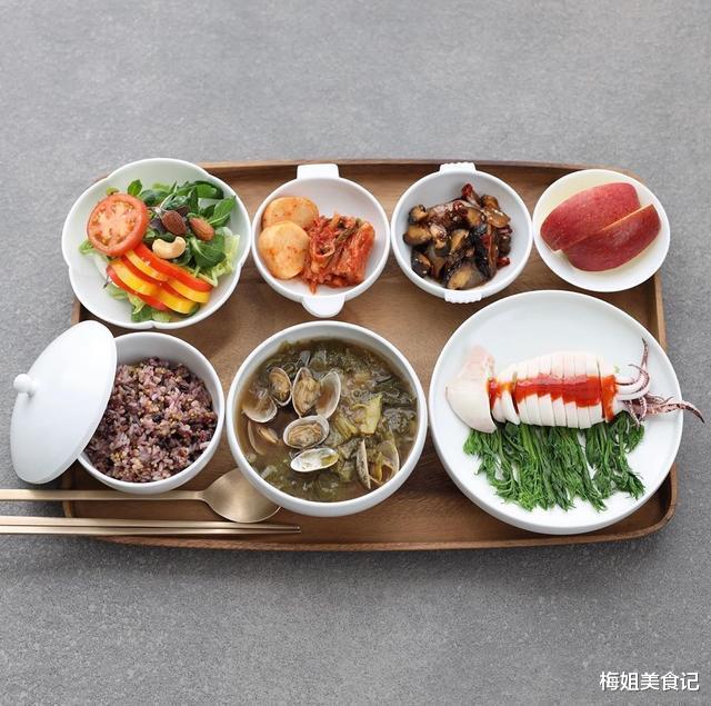 「豇豆」韩国媳妇晒为丈夫做的一日三餐，中国网友：我吃这些会“饿死”