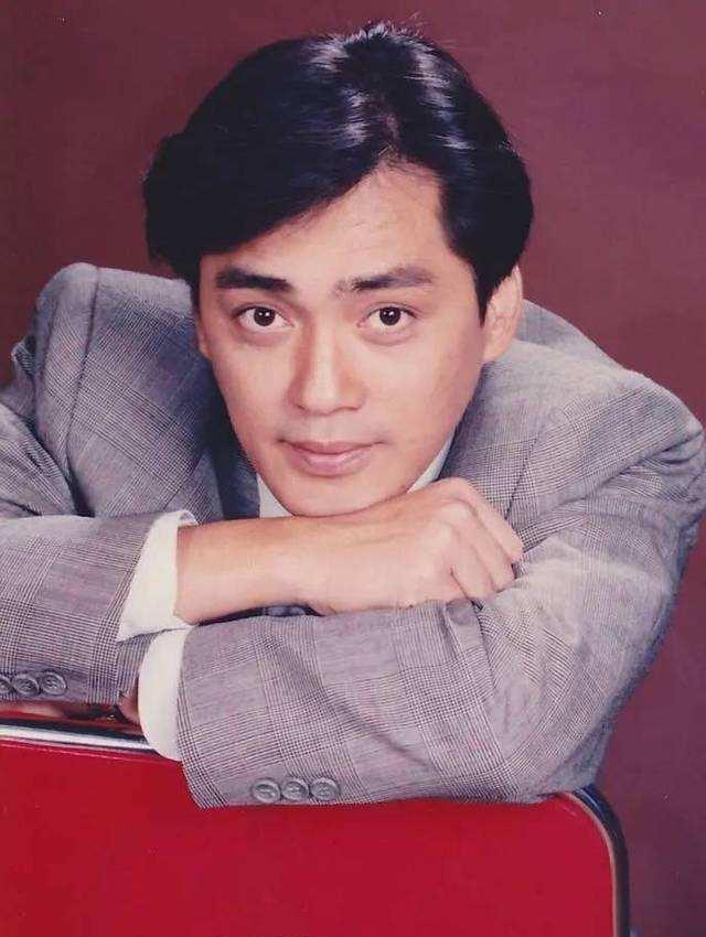 『汤镇宗』63岁汤镇宗家有喜事,女儿恋上46岁马国明,男方与准岳母相差11岁