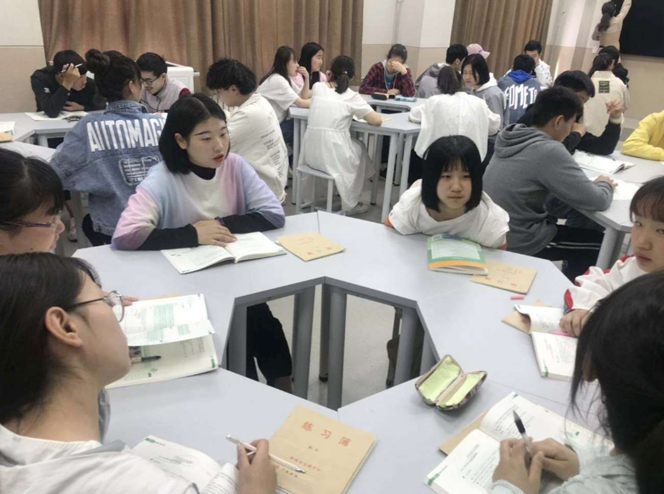 大学|开学不足一个月，就有大批新生要退学，退学原因让家长哭笑不得