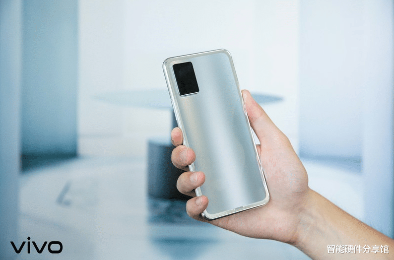 |vivo官宣智能变色玻璃技术，再次实现手机外观设计突破