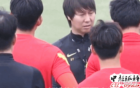 【国足】国足再迎1顶级候选前锋:23岁留洋新星向李铁毛遂自荐!