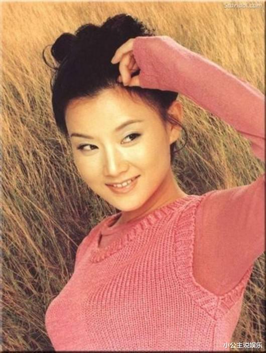 春晚|曾24次登上春晚，婚后13年\冒险\生子的宋祖英，如今怎样？