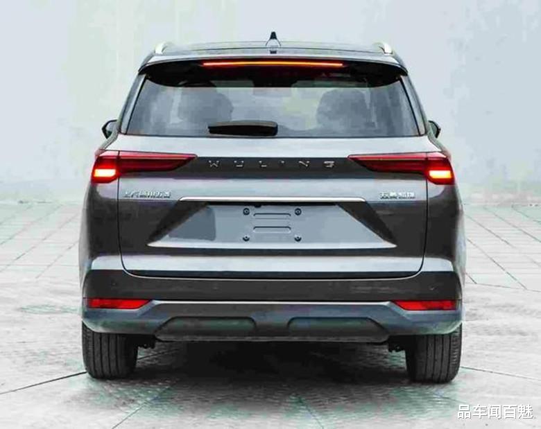 五菱|五菱全新MPV现身,换装“银标”,6座布局空间媲美奥德赛,配1.5T