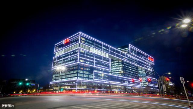 #京东#亿万巨债没有压垮的刘强东：一错再错，退出京东再正常不过