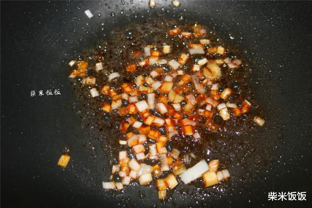 食材■这两种食材是绝配，一香一鲜，简单一炒，比肉还好吃