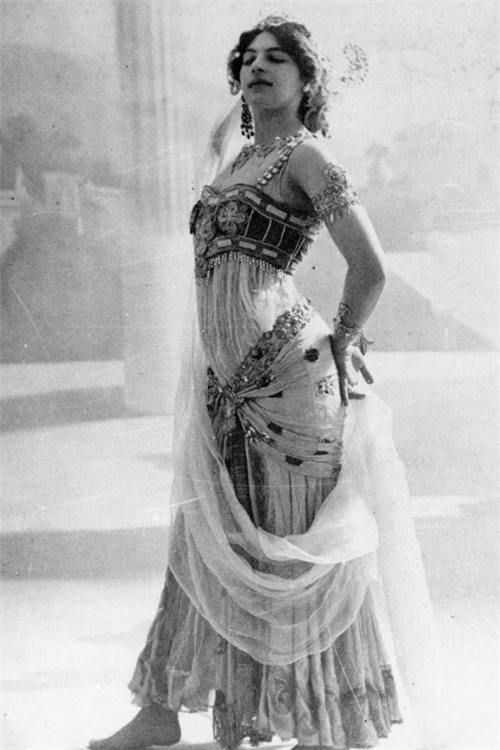 间谍|女间谍玛尔塔·哈里有多美？死后头颅做了防腐，至今被保留博物馆