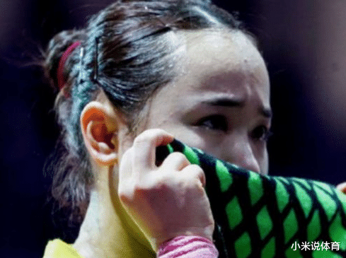 伊藤美诚：15岁天才小将“打疯了”，轰11比0给伊藤美诚“剃光头”，脸绿了