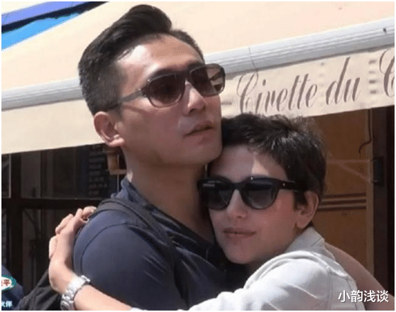 「影帝」为照顾重症妻子他曾3年不接戏,如今妻子大幅衰老,他仍不离不弃