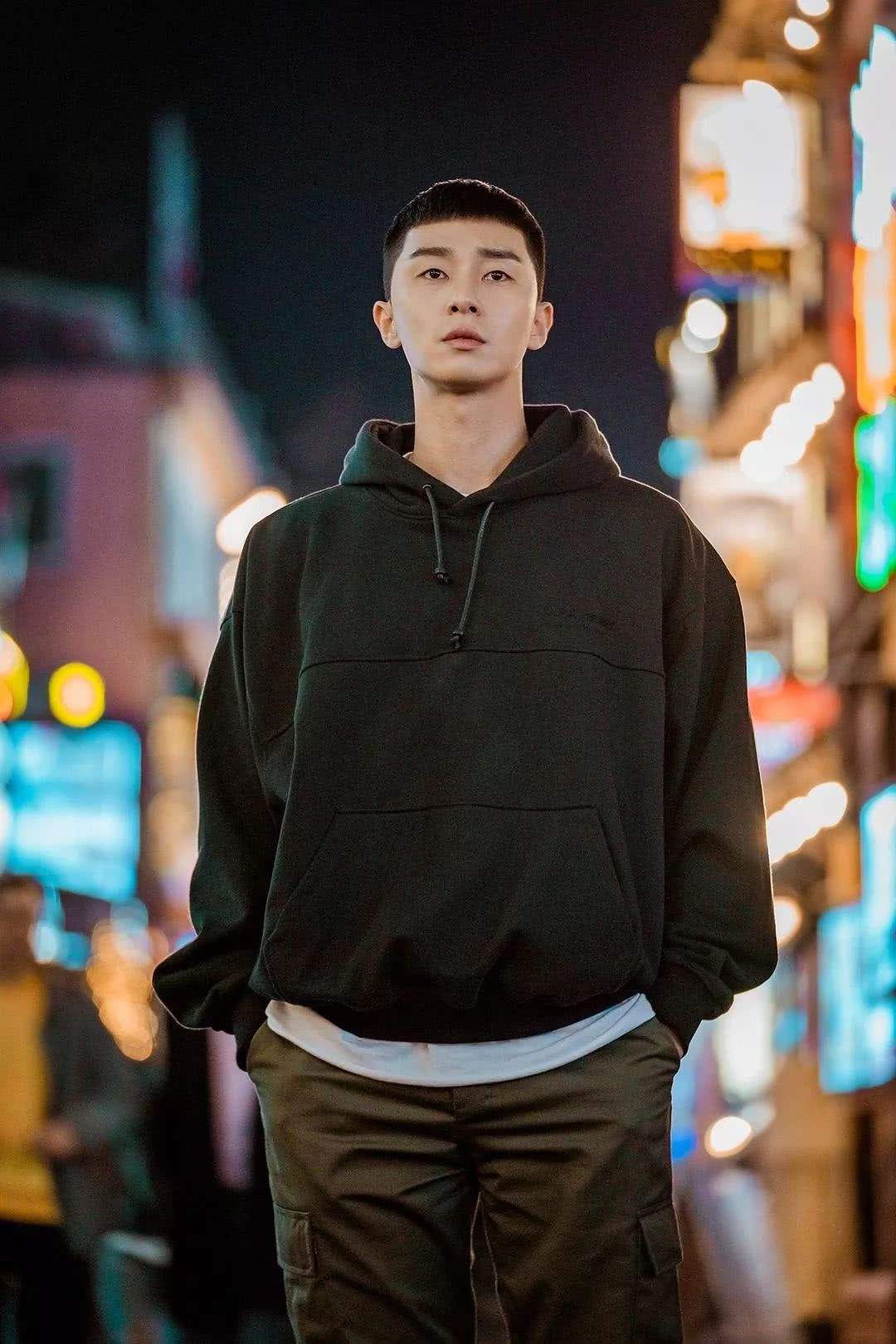 「韩剧」将与全智贤合作！又一韩剧看上朴叙俊，为何他这么香了？