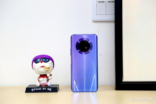 华为|高颜值与高性能完美组合 华为给20Plus给你答案