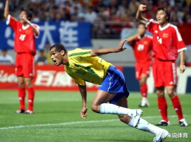 #国足#范志毅至今仍未醒悟！02世界杯巴西留情，不然打国足8: 0没悬念